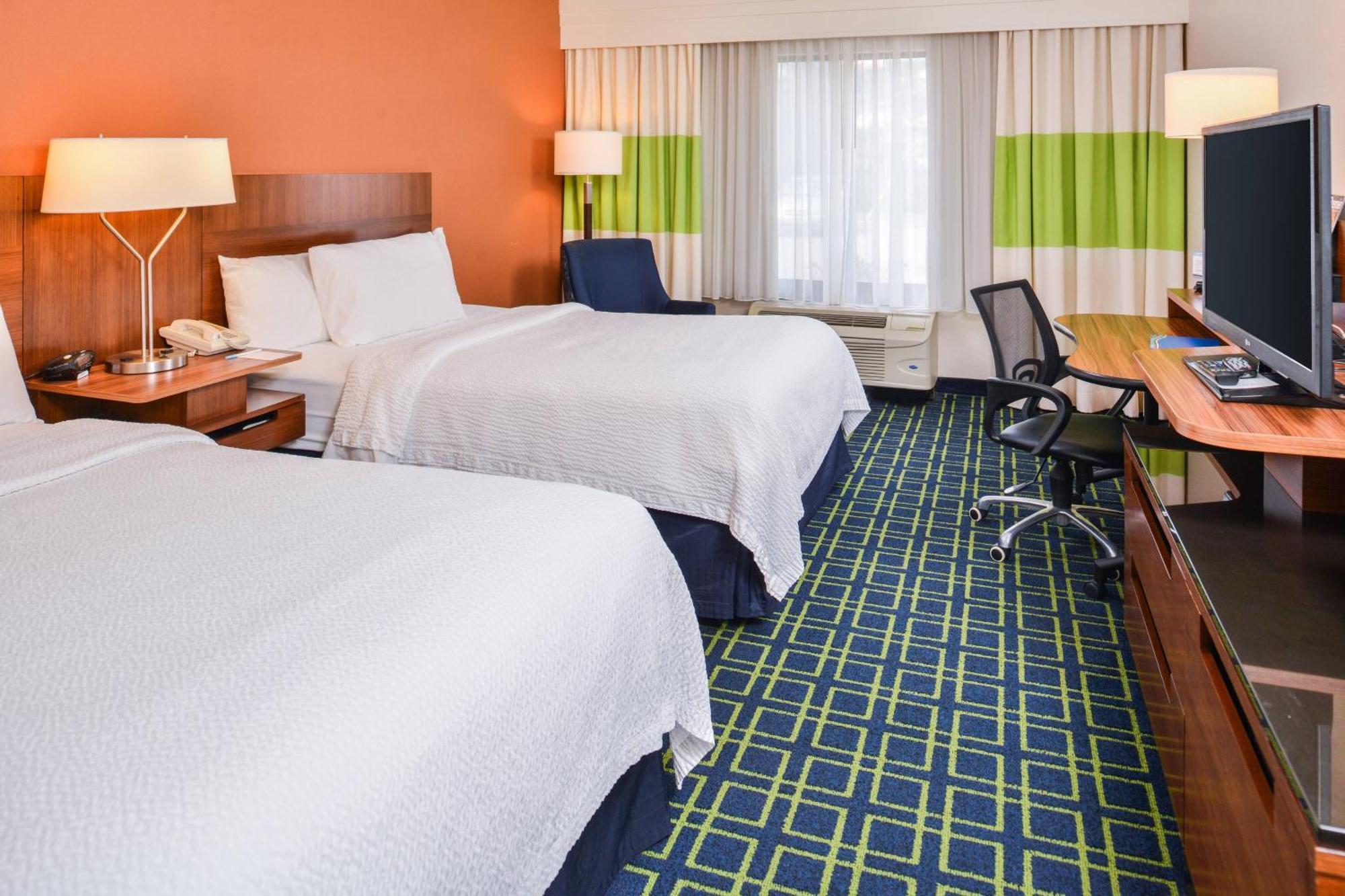 Fairfield Inn Corning Riverside Экстерьер фото